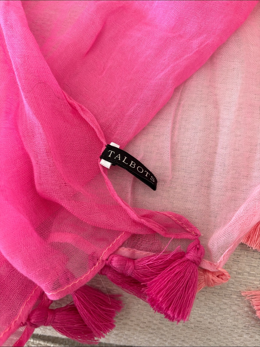 Talbots Pink to Coral Ombre Tassel Scarf 70x25 - Picture 4 of 9